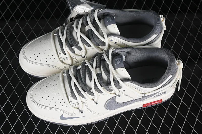 All categories Nk SB Dunk Series Nk SB Dunk Low High-end customized low-top sneakers Nike SB Dunk Low Stusi